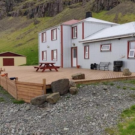 Guesthouse Stekkatun Skálafell Esterno foto