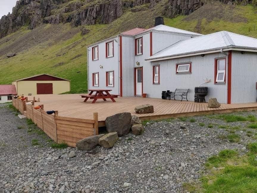 Guesthouse Stekkatun Skálafell Esterno foto